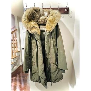 Babaton down coat womens XS